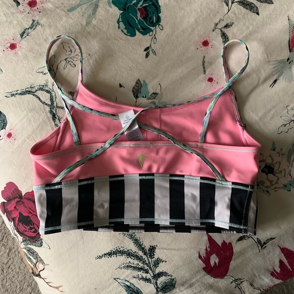 Ivivva swim top - Picture 2 of 3